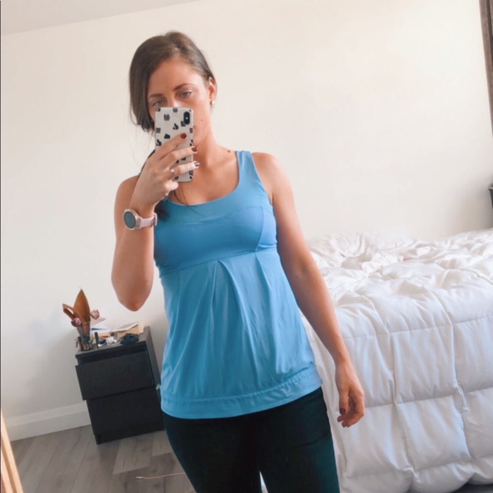 Flowy Lululemon Tank - Picture 2 of 9